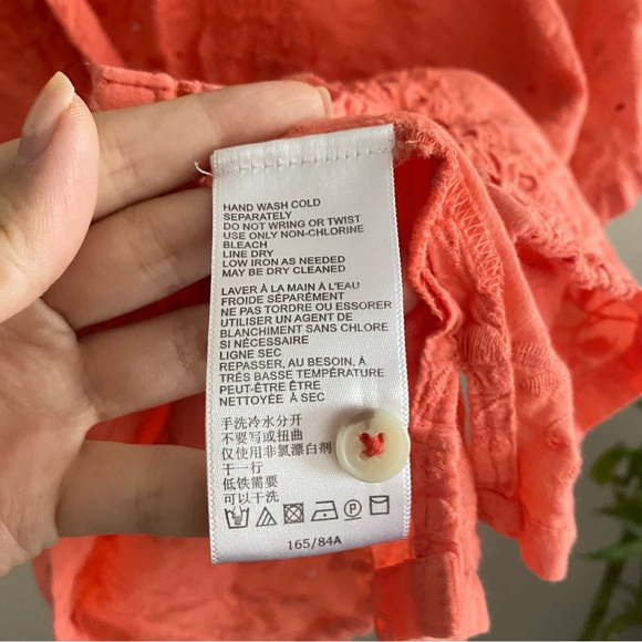 MAEVE Coral Eyelet Guayabera Short Sleeve Button Blouse - Picture 4 of 10